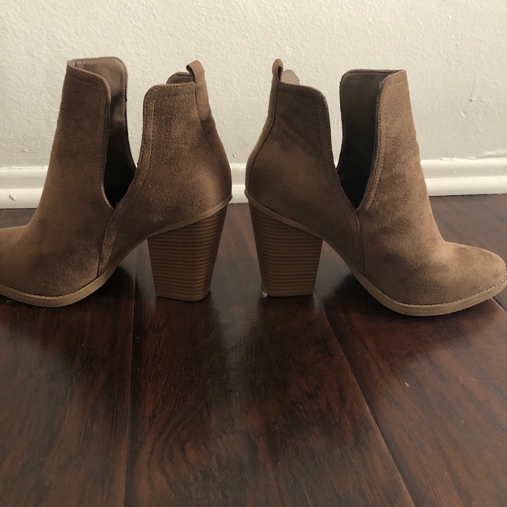 Charlotte Ruse Heeled Booties - Picture 3 of 6
